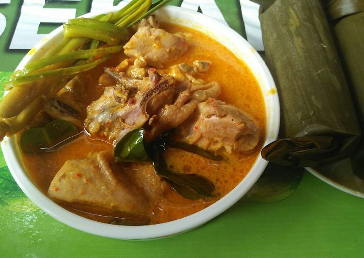 Bagaimana Menyiapkan Opor Ayam Tuyuhan yang Bisa Manjain Lidah