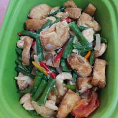 A picture of Tauco Udang Tahu Kacang Panjang.