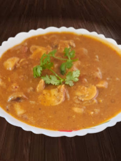 காளான் கிரேவி (Mushroom Gravy) செய்முறை முக்கிய புகைப்படம்