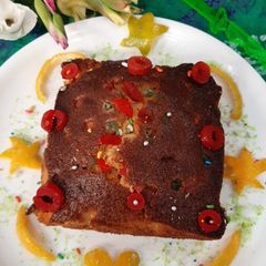 A picture of Fruit Cake.
