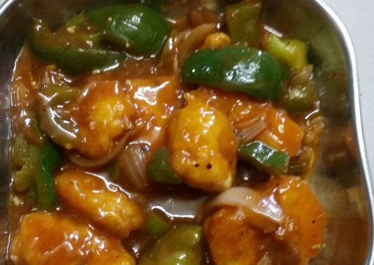 Steps to Make Quick Paneer chilli dry