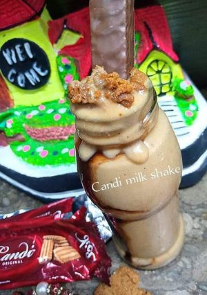 A picture of Candi milk shake.