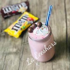A picture of Strawberry milkshake.