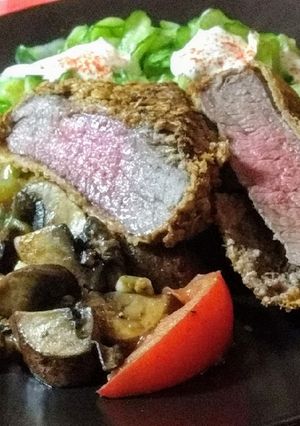Bundás steek. Marhabélszín zabpehely bundában recept fotója