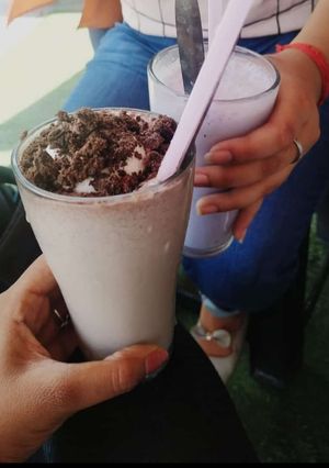 A picture of Strawberry shake.