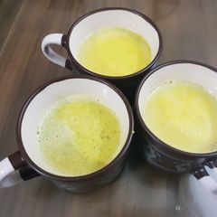 A picture of Kesariya dryfruit milk.