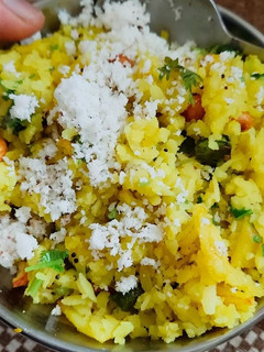मसाला पोहा (Masala poha recipe in hindi) रेसिपी मुख्य फोटो