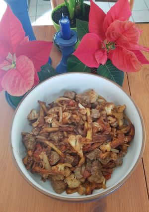 Una foto de Saltado de coliflor