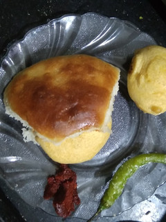 #વડા પાવ#(vada pav recipe in Gujarati) રેસીપી મુખ્ય ફોટો