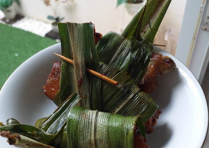 Ayam goreng pandan