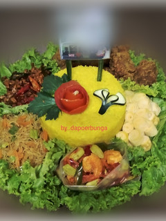 Foto resep Tumpeng Nasi Kuning