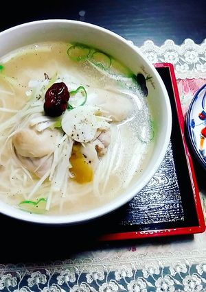 Hình của món Gà Samgyetang-Style Nyumenサムゲタン風にゅうめん.♥.