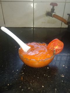 લસણ ટામેટા ની ચટણી રેસીપી મુખ્ય ફોટો