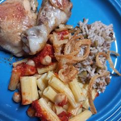 A picture of Gluten-free Egyptian Koshari.