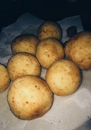 Una foto de Bombas de papa y queso 🥔🧀