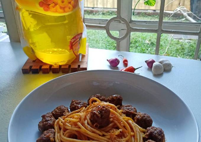 Spaghetti Meatball Bumbu Rendang