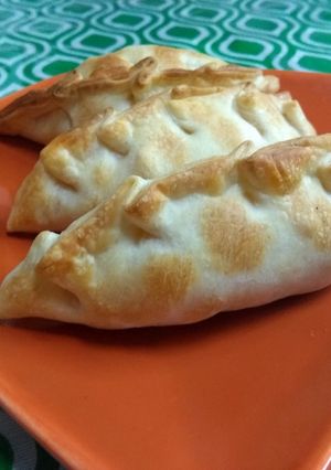Una foto de Empanadas de pollo clásicas