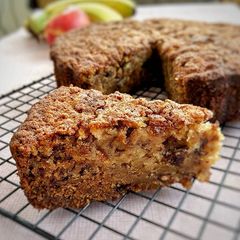 Apple and Banana Cake A picture of Apple and Banana Cake.