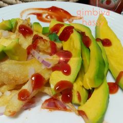 Chips with avocado A picture of Chips with avocado.