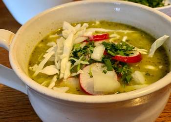 How to Make Appetizing Chicken Pozole Verde