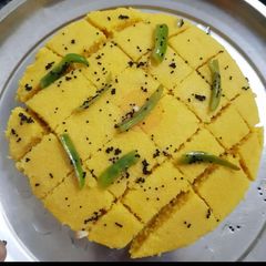 A picture of Dhokla.