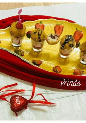 A picture of Vermicelli PASTA bombs served with Strawberry custard sauce.