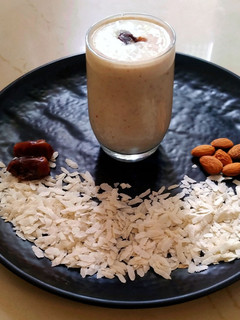 அவல் நட்ஸ் ஸ்மூத்தி செய்முறை முக்கிய புகைப்படம்