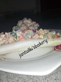 A picture of Potato salad boat.