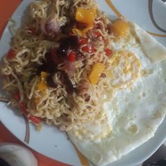 A picture of Stir Fry Noodles.