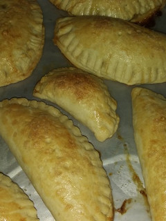 Una foto de Empanadas de mermelada de pera 🍐🍐