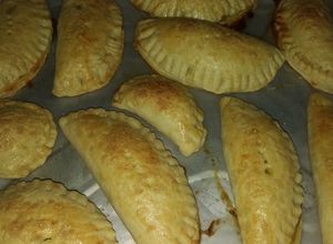 Una foto de Empanadas de mermelada de pera 🍐🍐