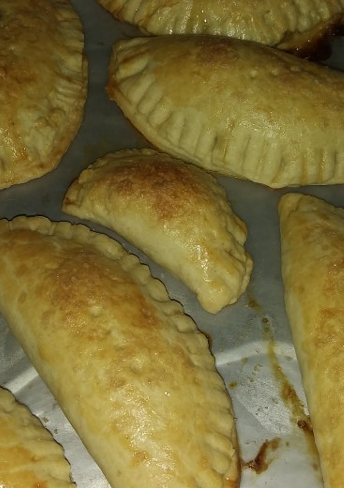 Una foto de Empanadas de mermelada de pera 🍐🍐