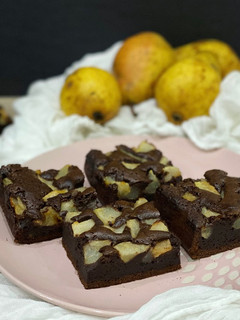 Körtés-duplacsokis brownie recept fotója