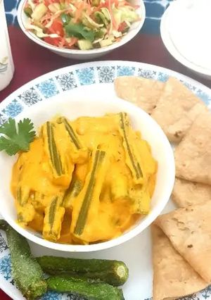 A picture of Drumstick masala curry.