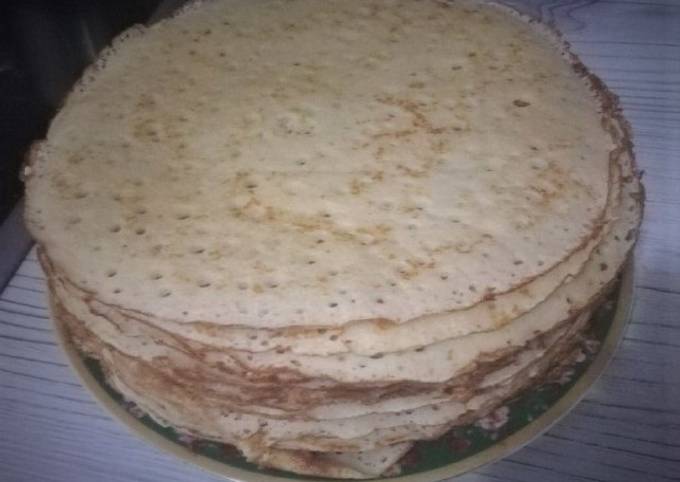 Блины с манной крупой на дрожжах с молоком. Мордовские блины. Постные блины на дрожжах с манкой. Оставила набухать тесто. Татарские блины на манке.