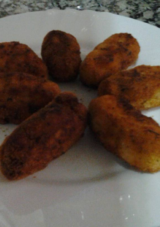 Una foto de Croquetas de pollo y queso parmesano