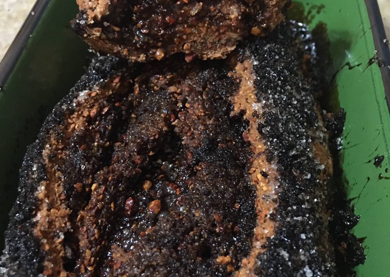 Pan de harina de aguacate con azúcar negra