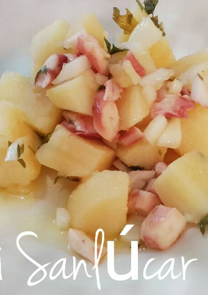 Una foto de Papas con pulpo