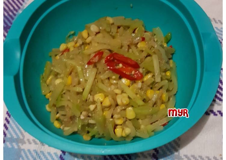 Resep Tumis Labu Siam Jagung Udang Rebon, Enak Banget