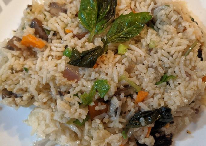 Recipe of Award-winning Basil fried rice