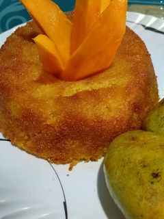 मैंगो सूजी केक (Mango sooji cake recipe in Hindi) रेसिपी मुख्य फोटो