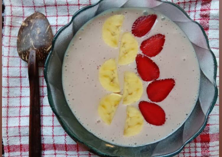 Cara Membuat Smoothie Bowl Bananaberry Yang Enak