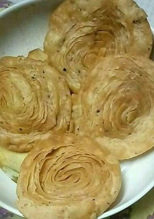 A picture of Lachedar mathri.
