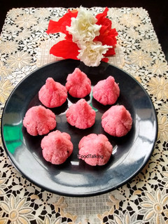 A picture of Coconut Modak(no cooking).
