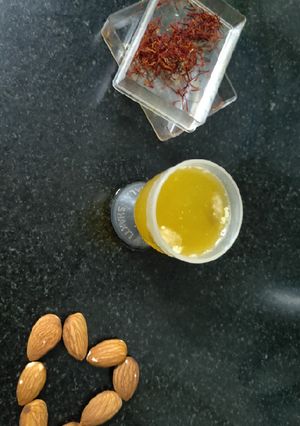 A picture of Kashmiri kahwa.