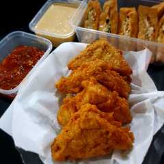 A picture of Tahu goreng isi sederhana.