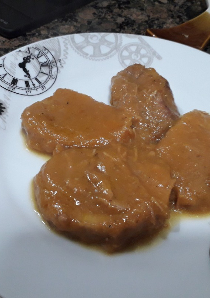 Una foto de Lomo de cerdo en salsa