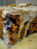 Budín de granola con galletas de chocolate bañado en leche conde