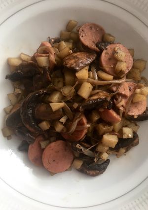 Una foto de Guisado de papa y champiñones
