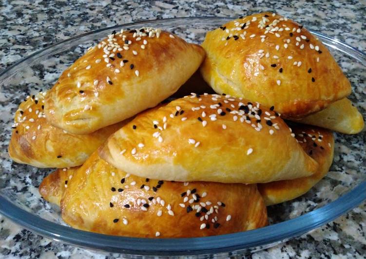 Evde Poğaça/ Roti Gurih isi keju (Makanan Turki)